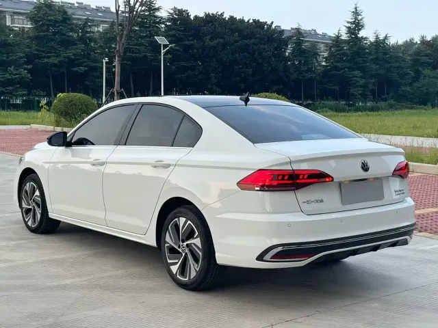 Volkswagen Bora — Фото автомобиля 9