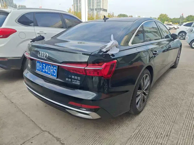 Audi A6L — Фото автомобиля 8