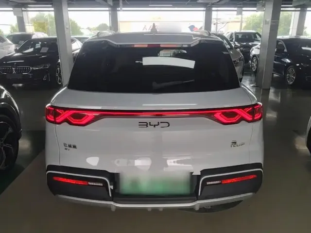BYD Yuan UP — Фото автомобиля 5