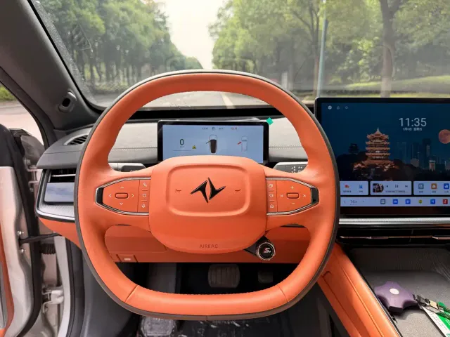 Dongfeng eπ 007 — Фото автомобиля 13