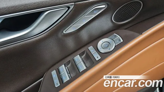 Genesis G80 Бензин 2.5 турбо AWD — Фото автомобиля 12