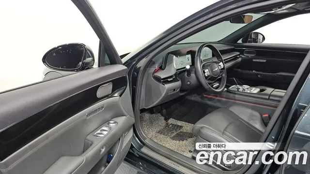 Genesis G90 Бензин 3.5 турбо AWD — Фото автомобиля 9