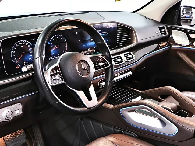 Mercedes-Benz GLE-Class — Фото автомобиля 11