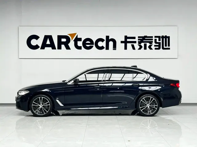 BMW 5 Series — Фото автомобиля 15
