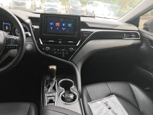 Toyota Camry — Фото автомобиля 12