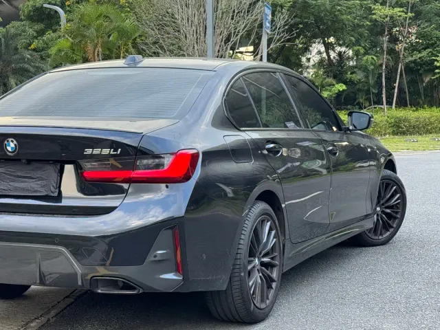 BMW 3 Series — Фото автомобиля 18