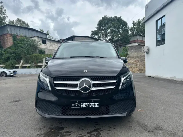 Mercedes-Benz V-Class — Фото автомобиля 2