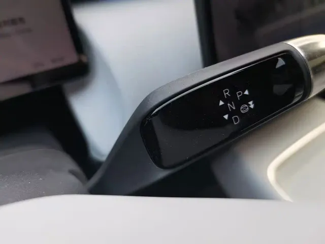 Xpeng P7+ — Фото автомобиля 20