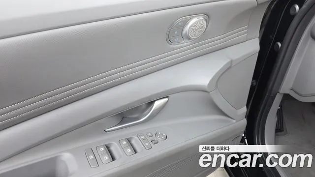 Hyundai AVANTE Новый Avante (CN7) — Фото автомобиля 19