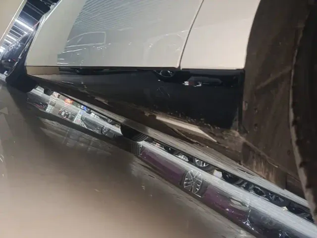 Li Auto MEGA — Фото автомобиля 21