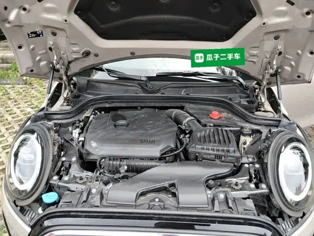 MINI Hatch — Фото автомобиля 10
