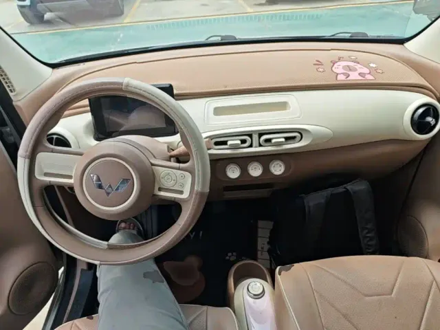 Wuling Hongguang Mini EV — Фото автомобиля 9