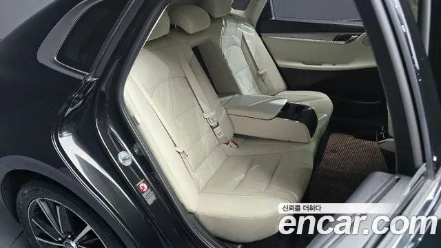 Hyundai Grandeur New — Фото автомобиля 17
