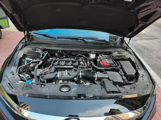 Honda Accord — Фото автомобиля 16