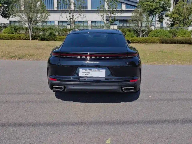 Porsche Panamera — Фото автомобиля 7