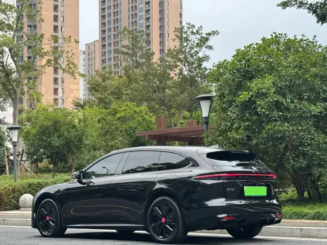 Nio ET5 Touring — Фото автомобиля 10