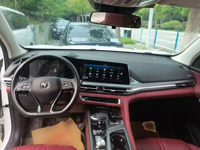Changan CS75 Plus — Фото автомобиля 9