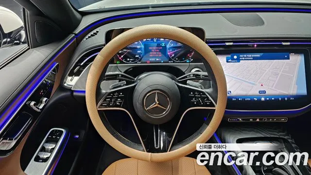 Mercedes-Benz E-Class — Фото автомобиля 13