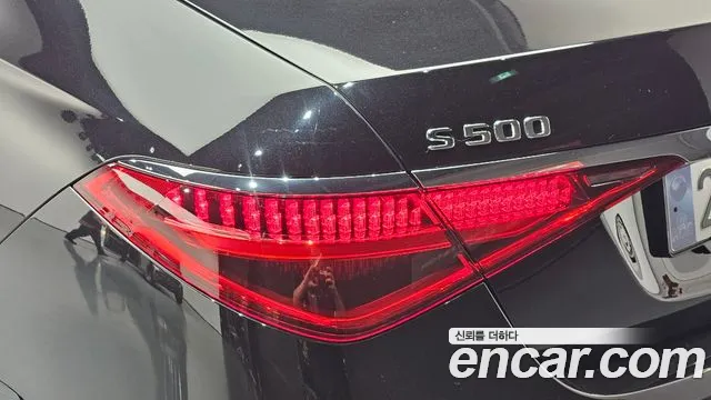 Mercedes-Benz S-Class — Фото автомобиля 17