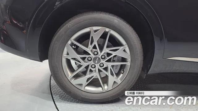 Genesis GV70 — Фото автомобиля 5