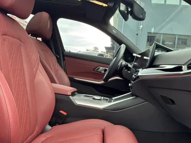 BMW 3 Series — Фото автомобиля 13