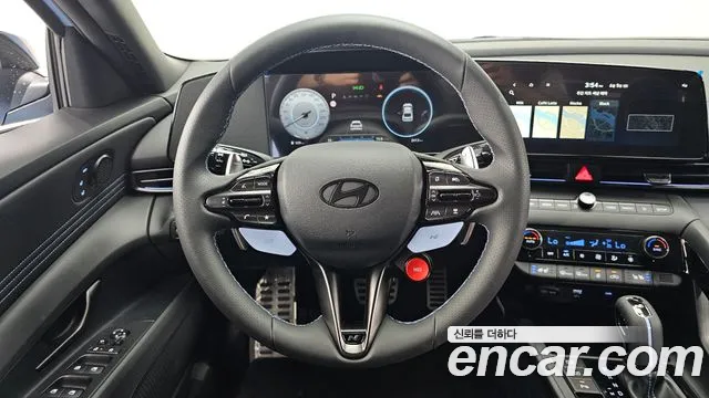 Hyundai AVANTE — Фото автомобиля 13