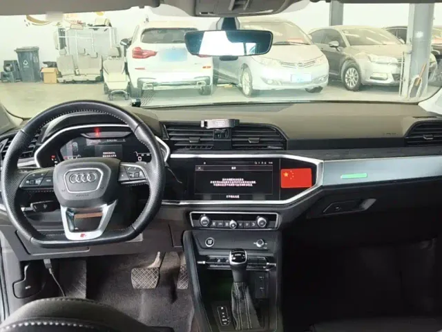 Audi Q3 Sportback — Фото автомобиля 9