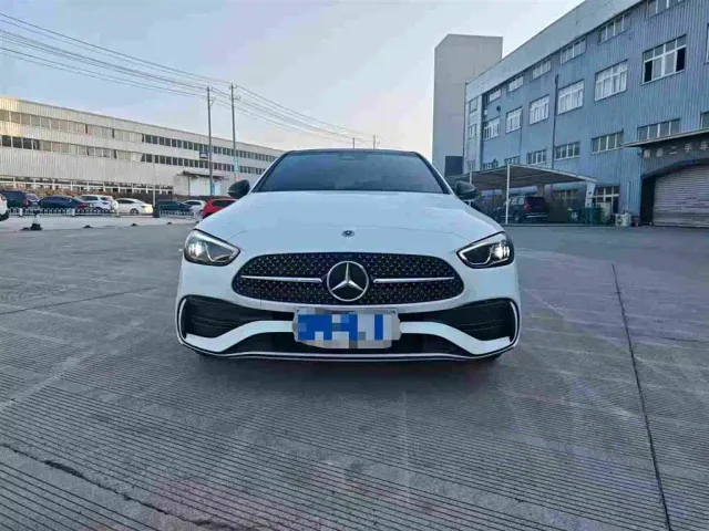 Mercedes-Benz C-Class — Фото автомобиля 2