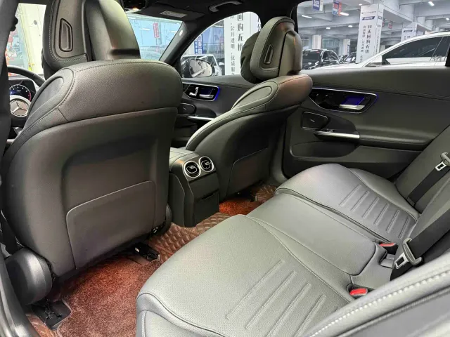 Mercedes-Benz C-Class — Фото автомобиля 8