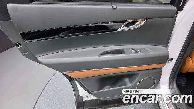 Genesis GV80 — Фото автомобиля 14
