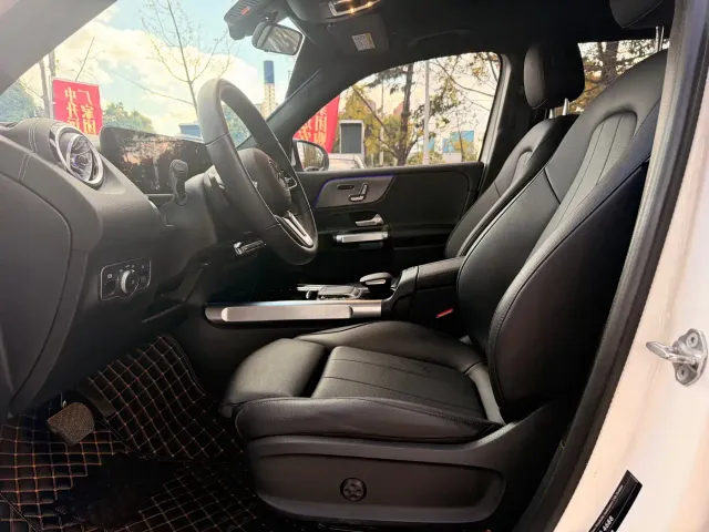 Mercedes-Benz GLB-Class — Фото автомобиля 15