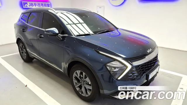 Kia Sportage Sportage 5-е поколение Бензин 1.6 турбо 2WD — Фото автомобиля 13
