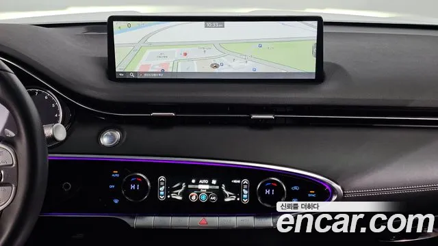 Genesis GV70 — Фото автомобиля 14