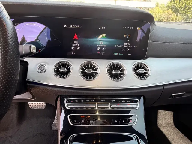 Mercedes-Benz E-Class — Фото автомобиля 8