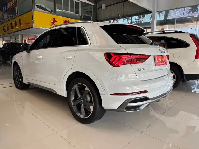 Audi Q3 — Фото автомобиля 7
