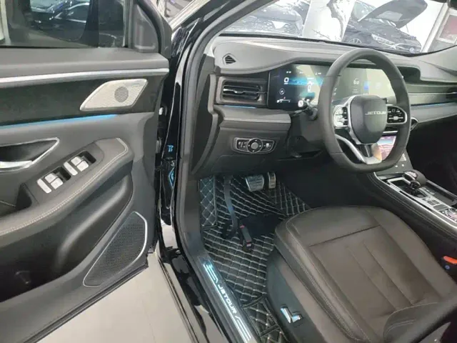 Jetour X90 — Фото автомобиля 15