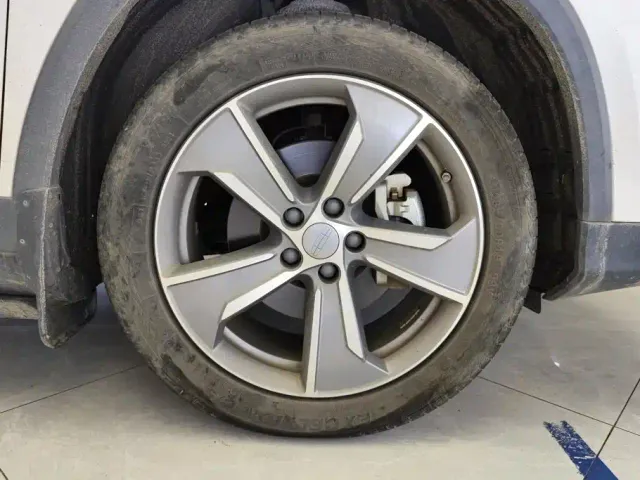 Geely Haoyue L — Фото автомобиля 6