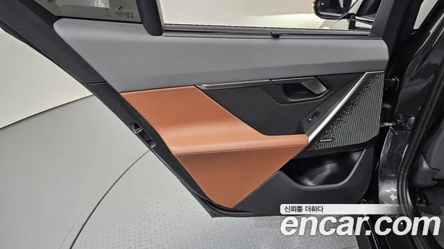 BMW i5 G60 — Фото автомобиля 25