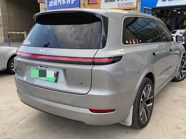 Li Auto L9 — Фото автомобиля 3