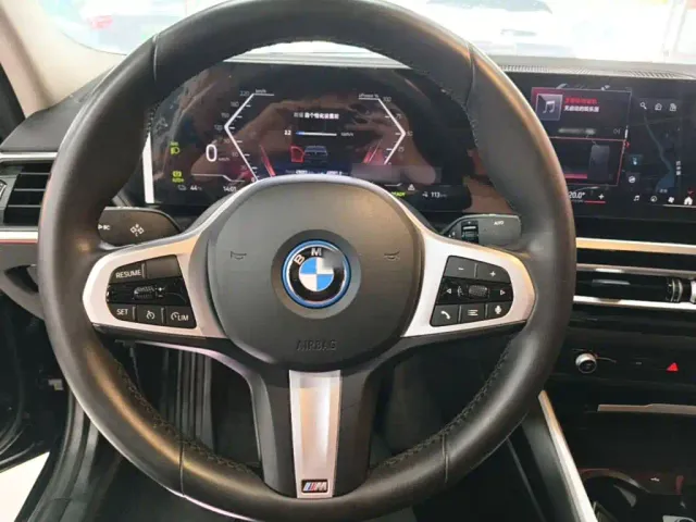 BMW i3 — Фото автомобиля 10