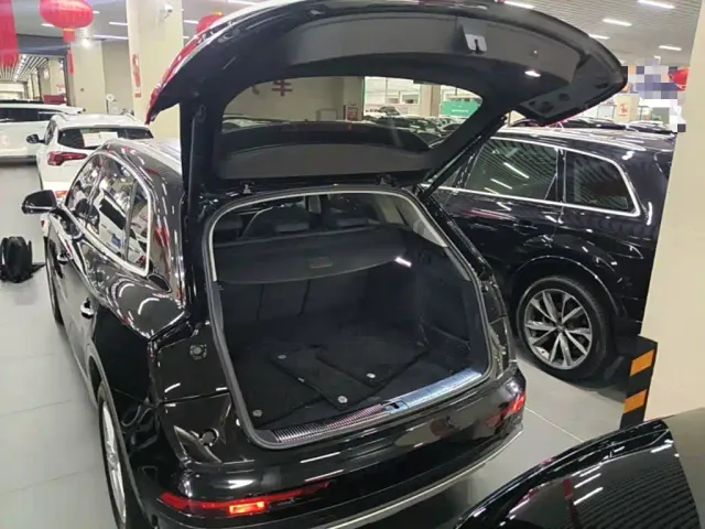 Audi Q5L — Фото автомобиля 14