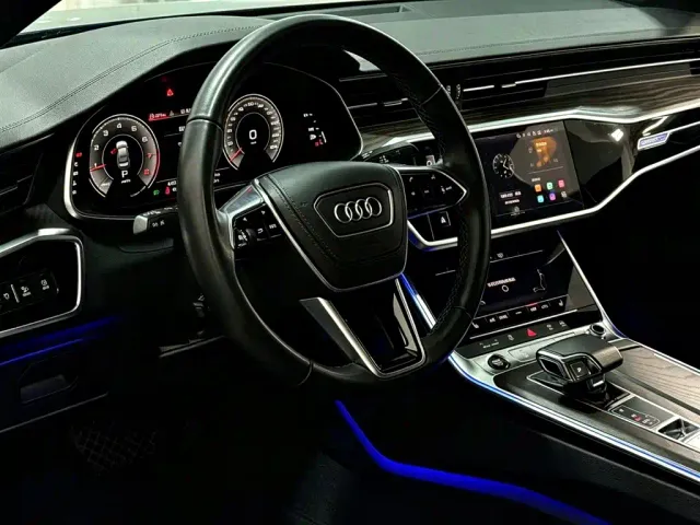 Audi A6L — Фото автомобиля 10