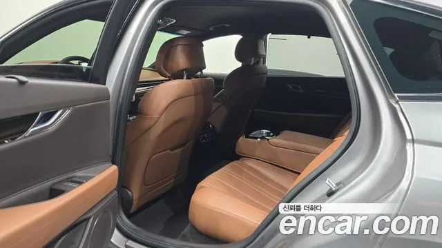 Genesis G80 RG3 — Фото автомобиля 11