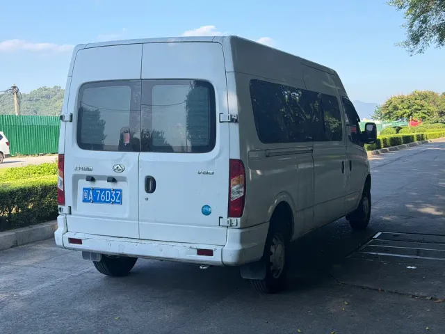 Maxus Xintu V80 — Фото автомобиля 5
