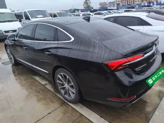 Buick LaCrosse — Фото автомобиля 4