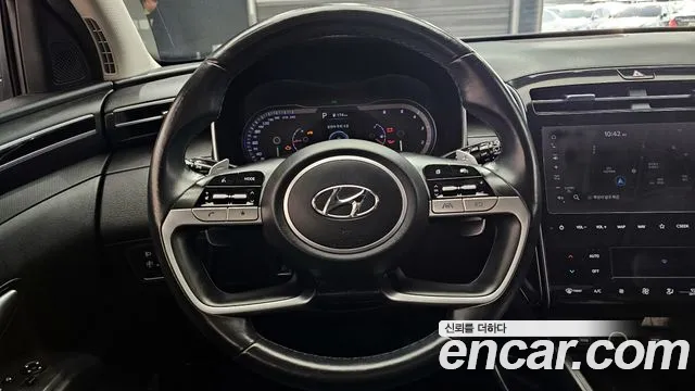 Hyundai Tucson Tucson (NX4) Дизель 2.0 2WD — Фото автомобиля 14