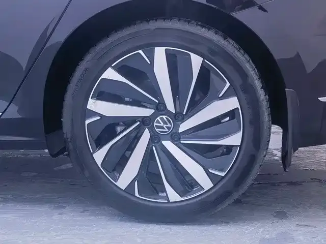Volkswagen Passat — Фото автомобиля 19