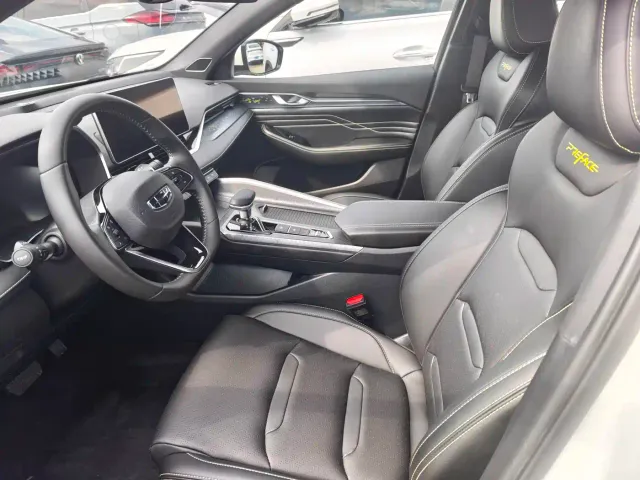 Geely Xingrui — Фото автомобиля 4