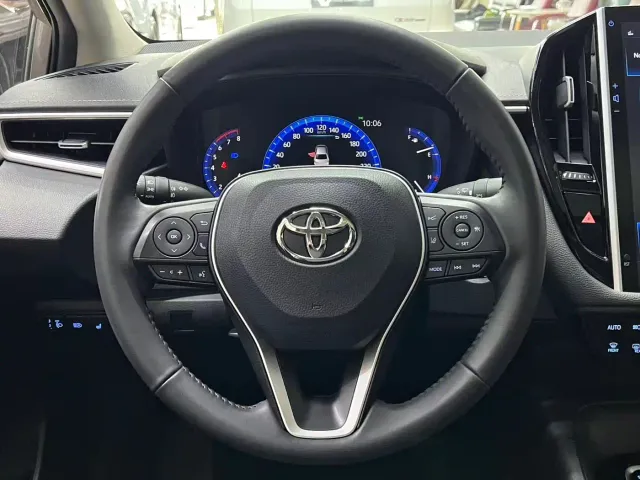 Toyota Corolla — Фото автомобиля 10