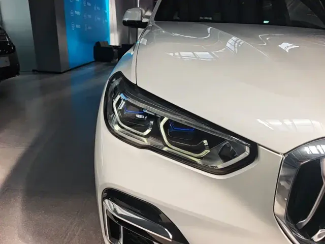 BMW X5 — Фото автомобиля 10